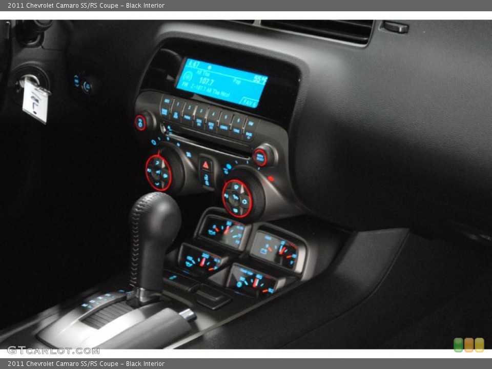 Black Interior Controls for the 2011 Chevrolet Camaro SS/RS Coupe #54271133