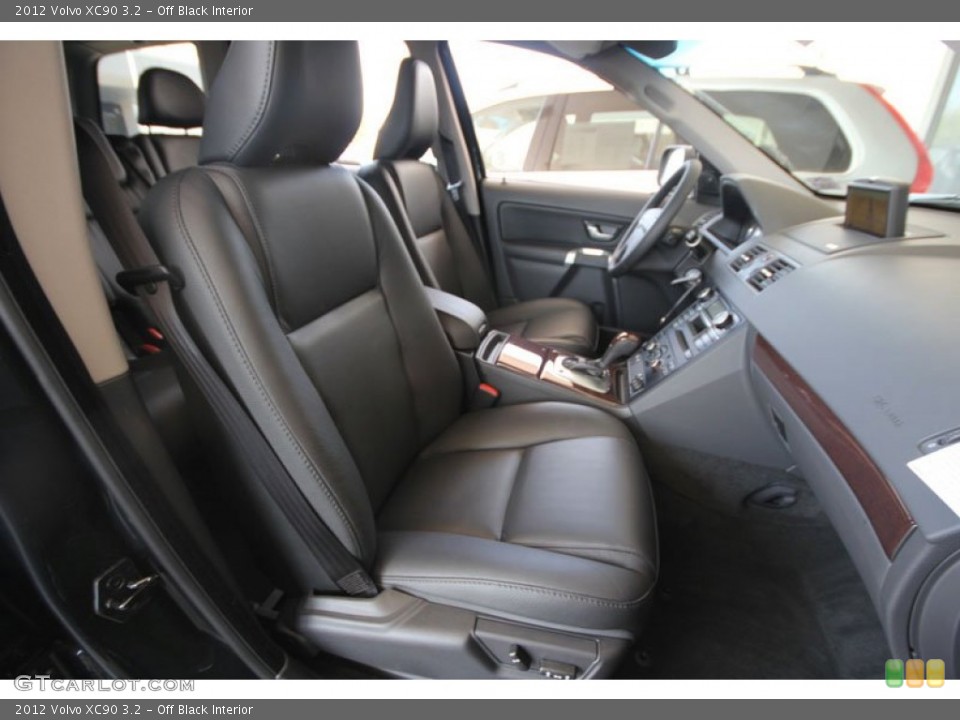 Off Black Interior Photo for the 2012 Volvo XC90 3.2 #54272906