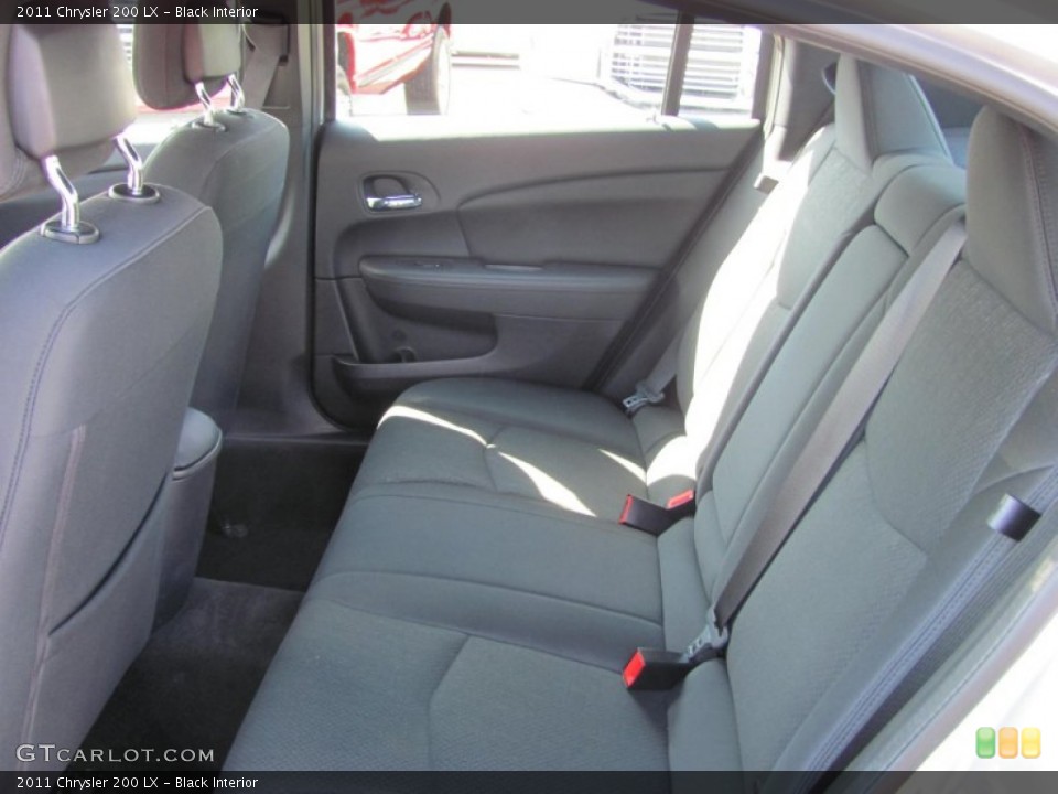Black Interior Photo for the 2011 Chrysler 200 LX #54276227