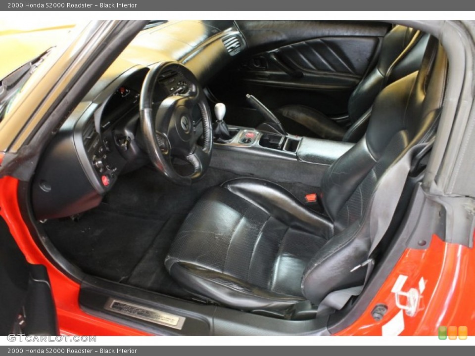 Black Interior Photo for the 2000 Honda S2000 Roadster #54279458