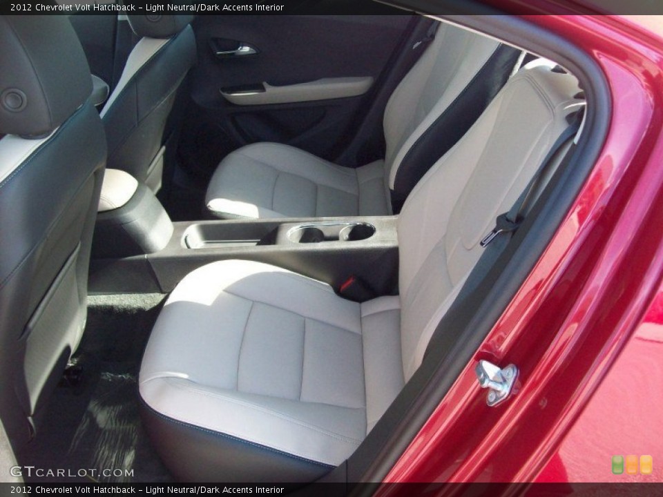 Light Neutral/Dark Accents Interior Photo for the 2012 Chevrolet Volt Hatchback #54282152