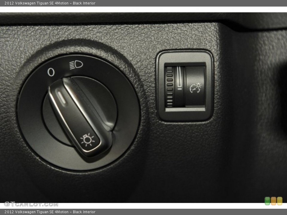 Black Interior Controls for the 2012 Volkswagen Tiguan SE 4Motion #54282317