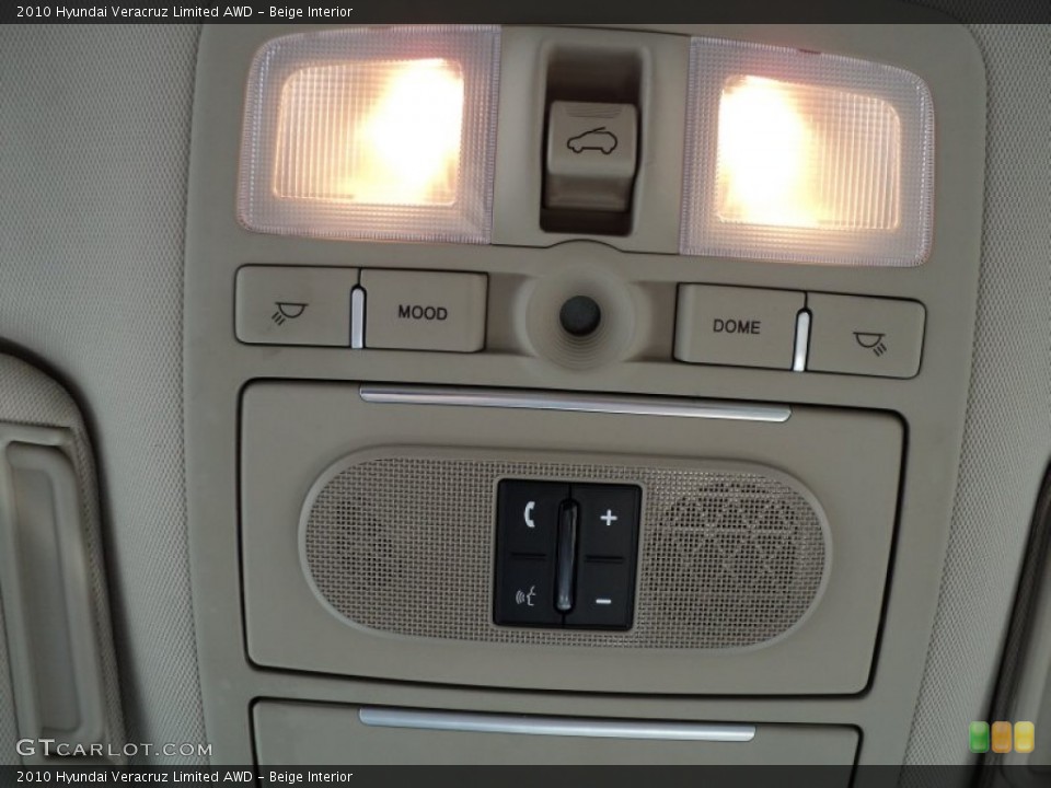 Beige Interior Controls for the 2010 Hyundai Veracruz Limited AWD #54287024