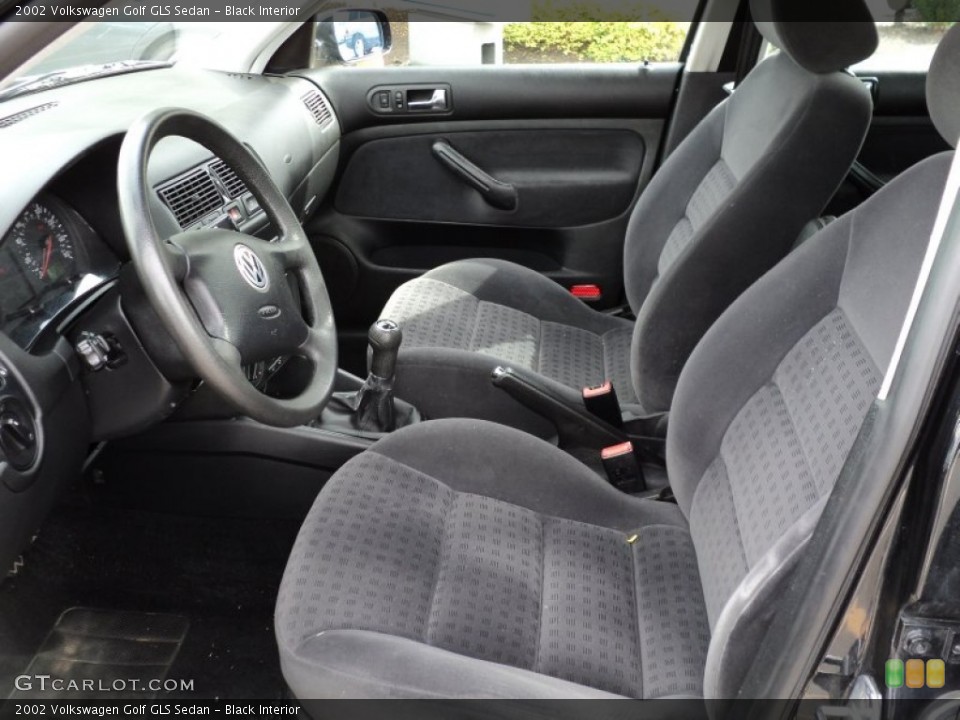 Black Interior Photo for the 2002 Volkswagen Golf GLS Sedan #54288224