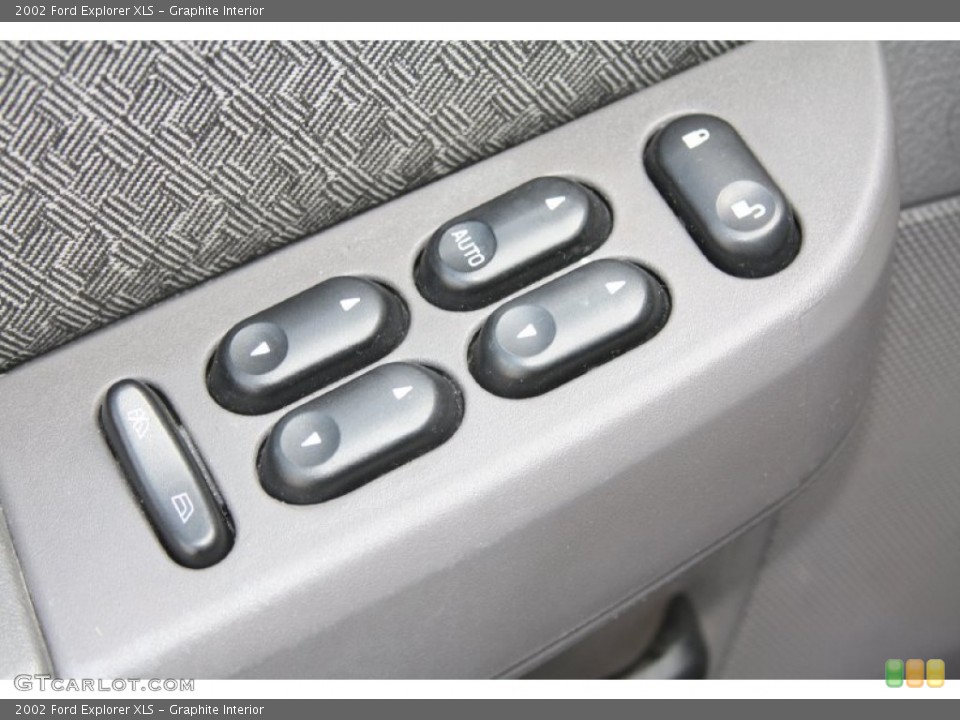 Graphite Interior Controls for the 2002 Ford Explorer XLS #54288500