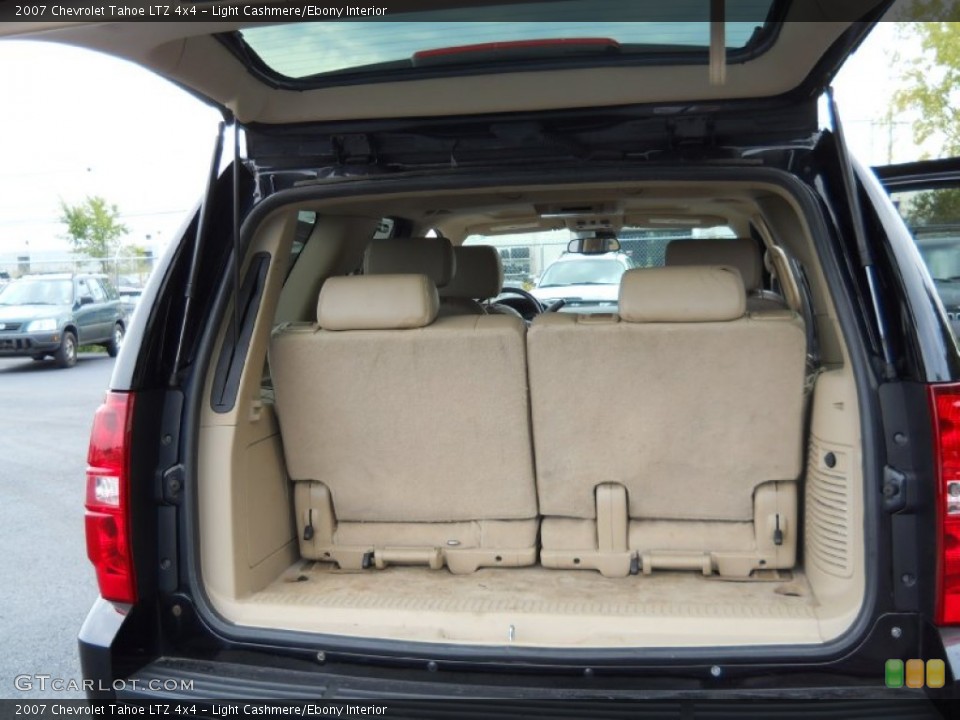 Light Cashmere/Ebony Interior Trunk for the 2007 Chevrolet Tahoe LTZ 4x4 #54288803