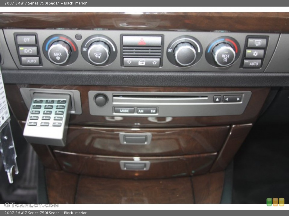 Black Interior Controls for the 2007 BMW 7 Series 750i Sedan #54293009