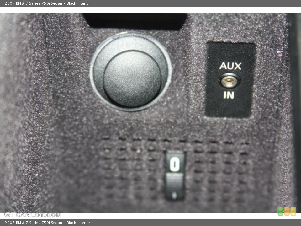 Black Interior Controls for the 2007 BMW 7 Series 750i Sedan #54293042