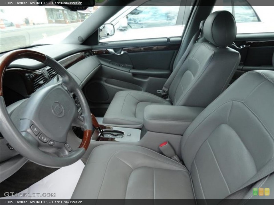 Dark Gray Interior Photo for the 2005 Cadillac DeVille DTS #54296622