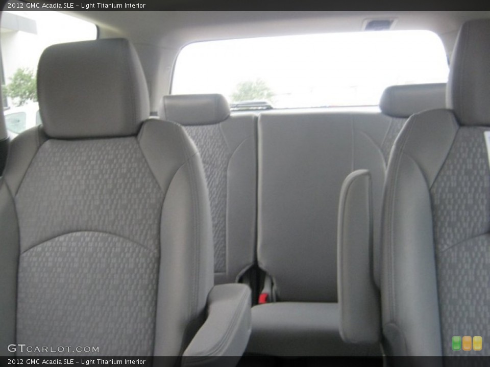 Light Titanium Interior Photo for the 2012 GMC Acadia SLE #54308005