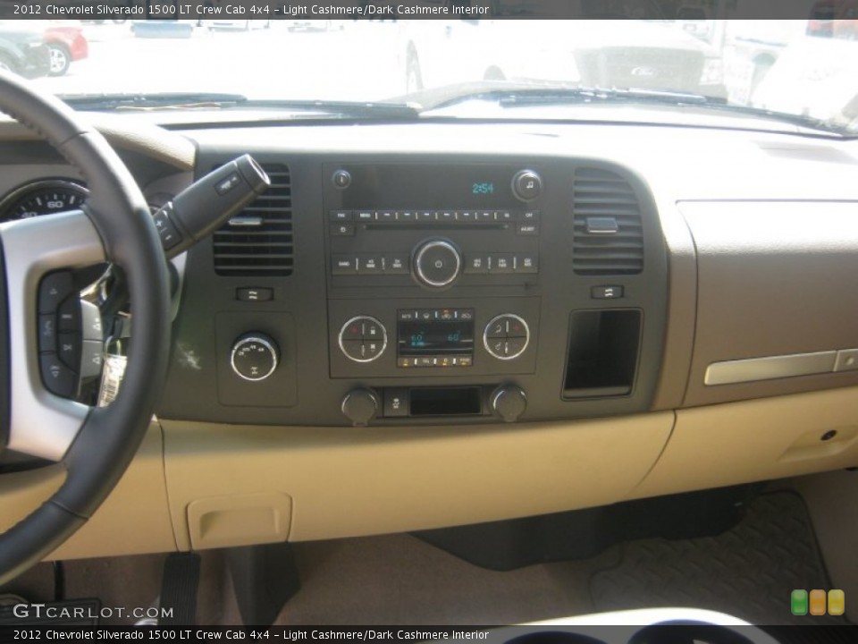 Light Cashmere/Dark Cashmere Interior Controls for the 2012 Chevrolet Silverado 1500 LT Crew Cab 4x4 #54315754