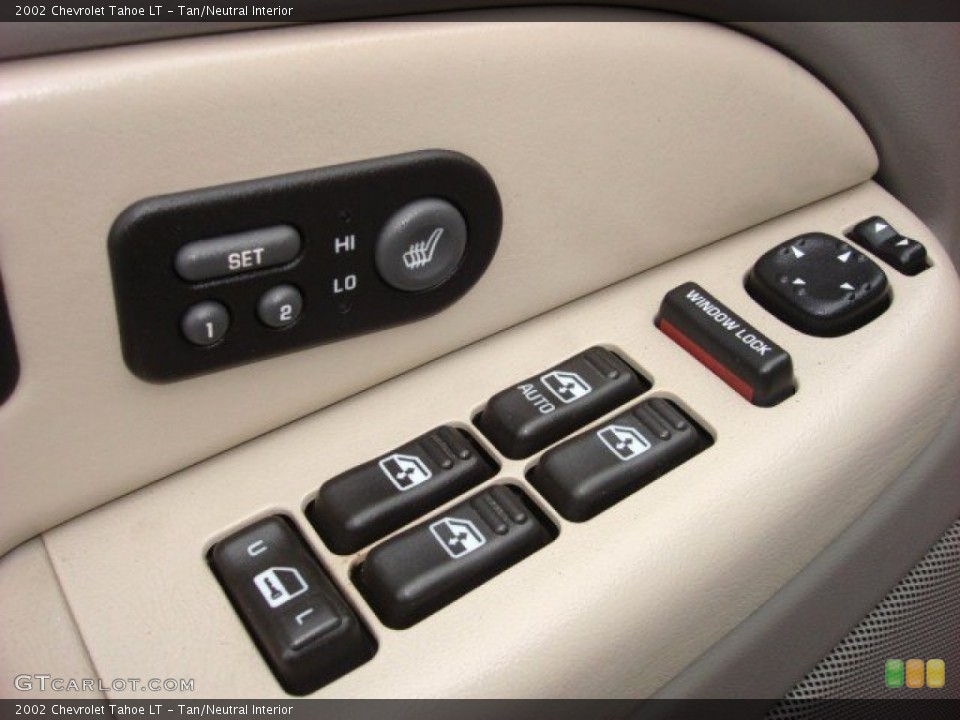 Tan/Neutral Interior Controls for the 2002 Chevrolet Tahoe LT #54317340