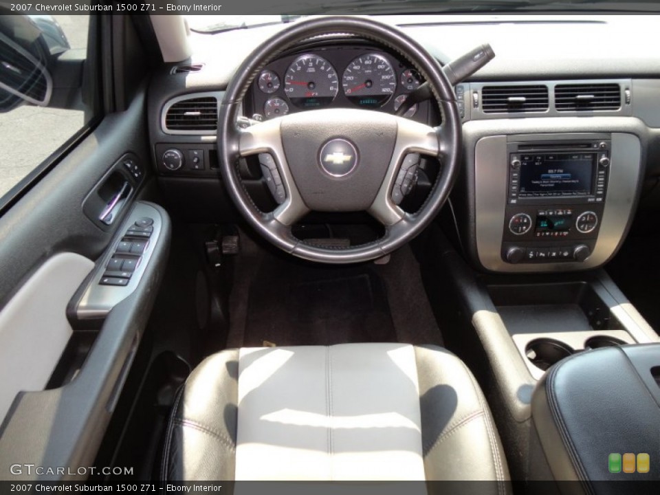 Ebony Interior Dashboard for the 2007 Chevrolet Suburban 1500 Z71 #54319103