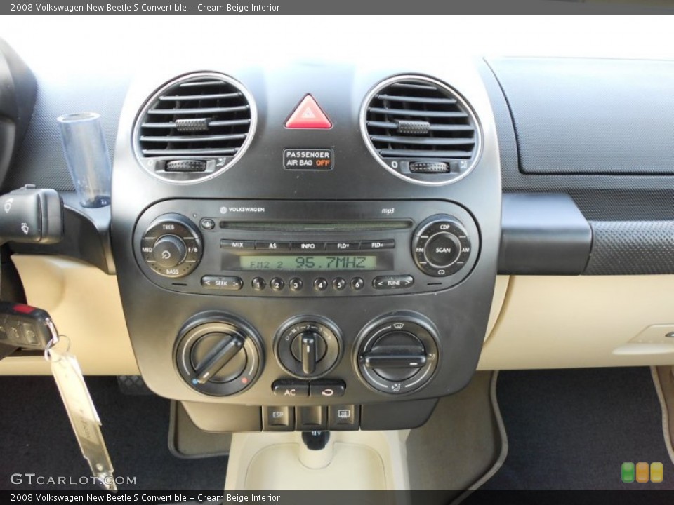 Cream Beige Interior Controls for the 2008 Volkswagen New Beetle S Convertible #54324582
