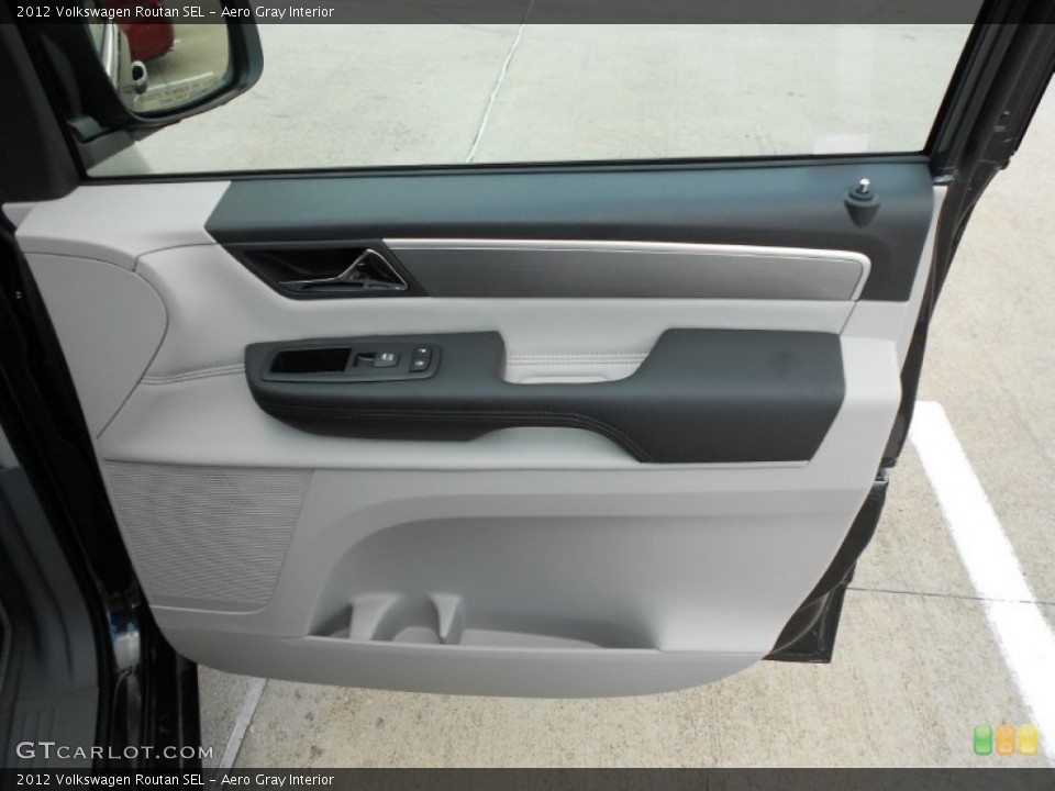 Aero Gray Interior Door Panel for the 2012 Volkswagen Routan SEL #54324963