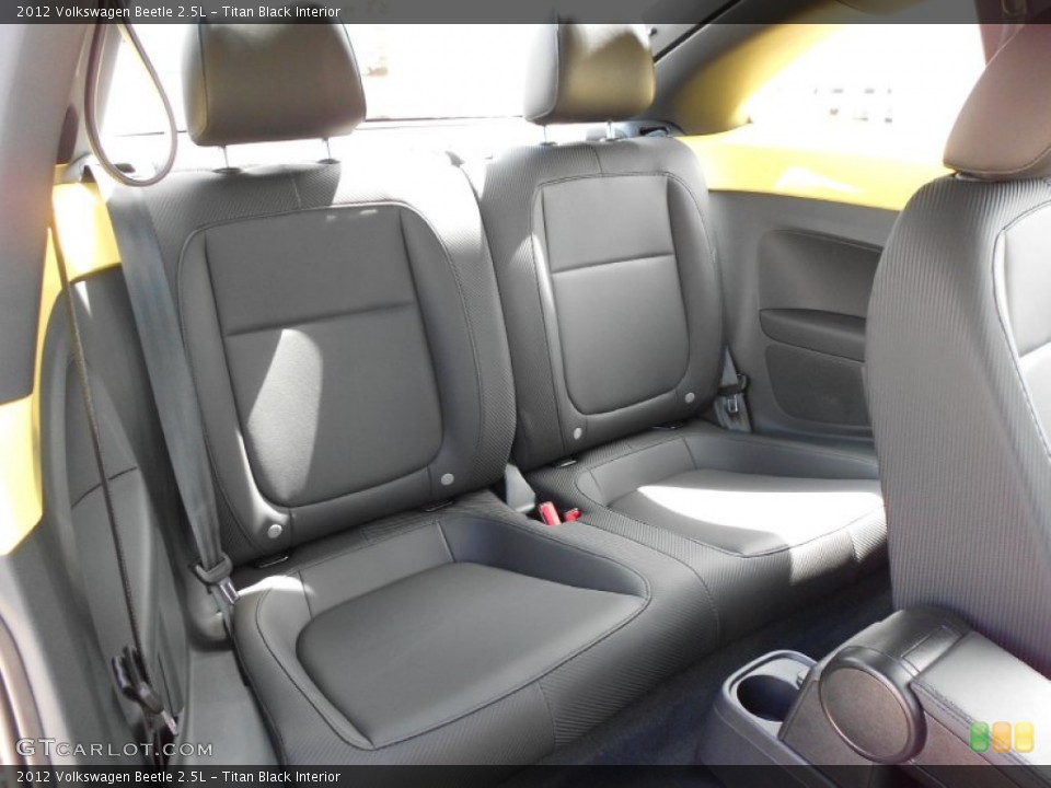 Titan Black Interior Photo for the 2012 Volkswagen Beetle 2.5L #54325224