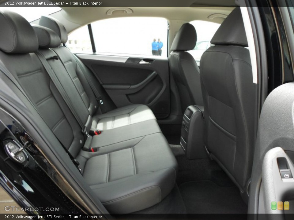 Titan Black Interior Photo for the 2012 Volkswagen Jetta SEL Sedan #54325885