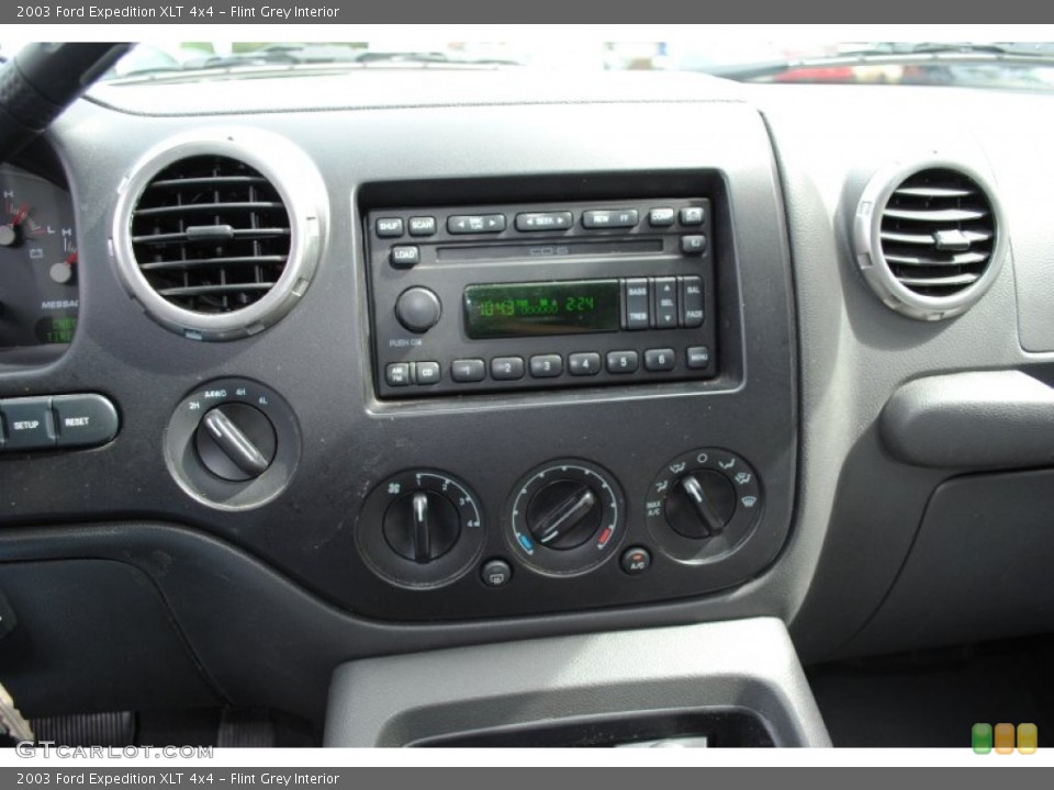 Flint Grey Interior Audio System for the 2003 Ford Expedition XLT 4x4 #54327318