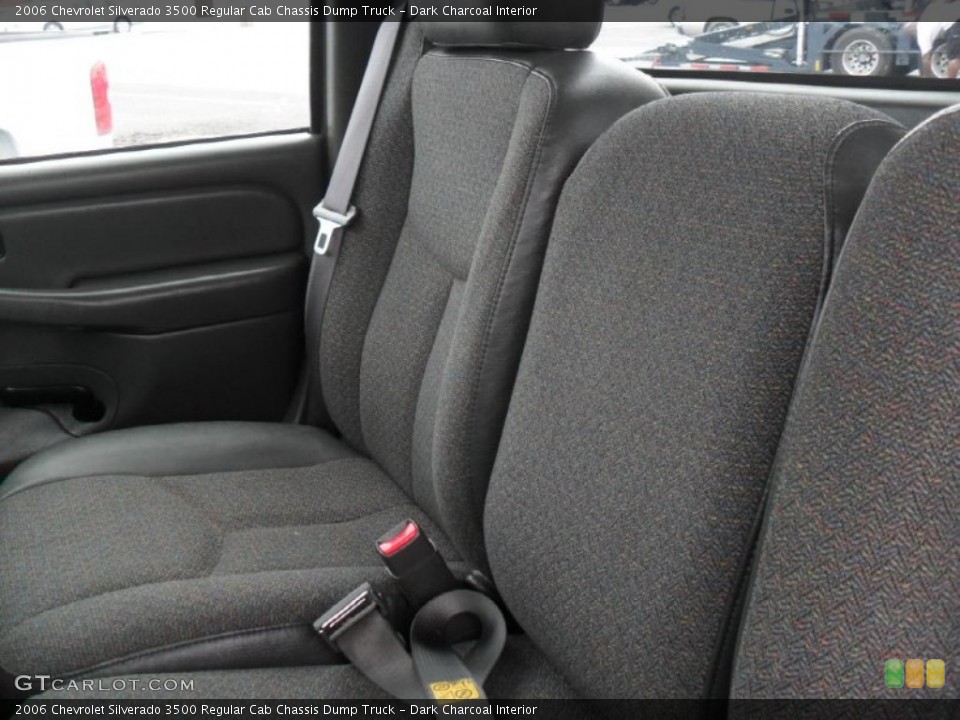 Dark Charcoal Interior Photo for the 2006 Chevrolet Silverado 3500 Regular Cab Chassis Dump Truck #54329647