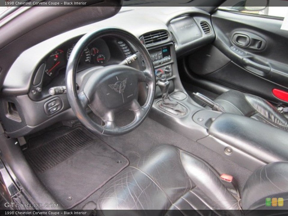 Black Interior Photo for the 1998 Chevrolet Corvette Coupe #54335305
