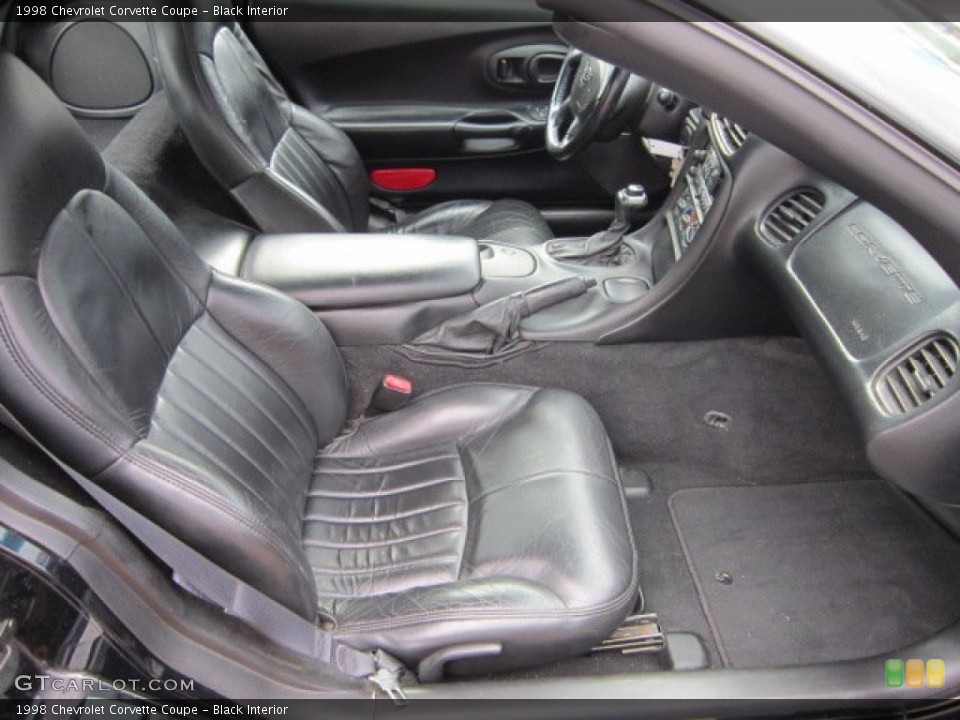 Black Interior Photo for the 1998 Chevrolet Corvette Coupe #54335352