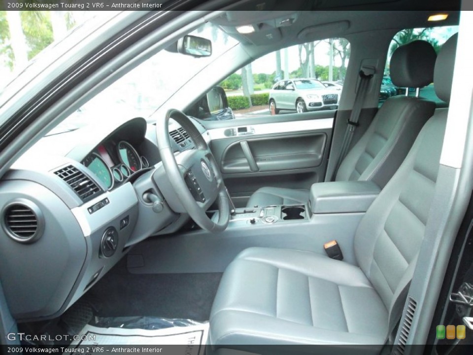 Anthracite Interior Photo for the 2009 Volkswagen Touareg 2 VR6 #54337774