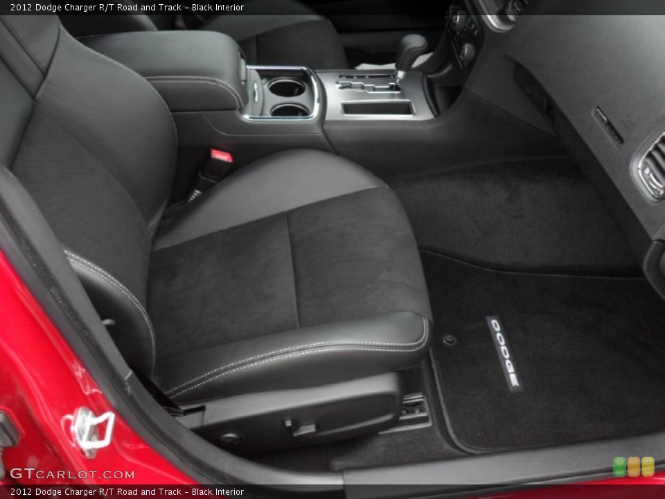 Black Interior Photo for the 2012 Dodge Charger R/T Road and Track #54343727