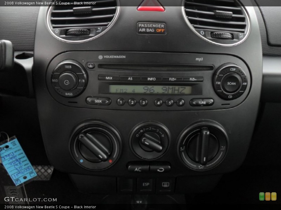 Black Interior Controls for the 2008 Volkswagen New Beetle S Coupe #54356119