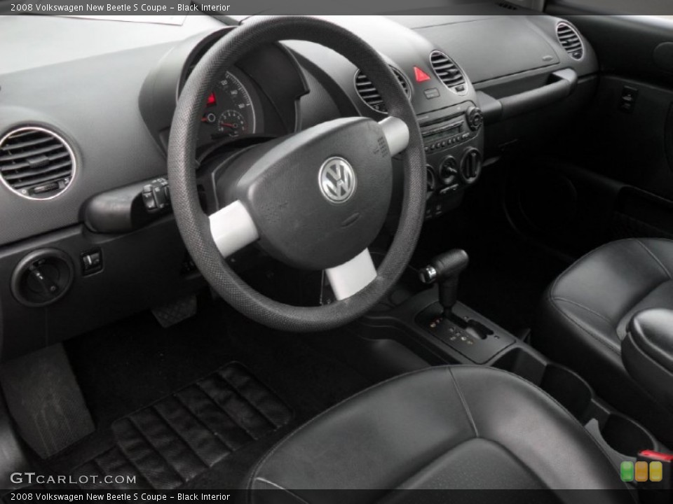Black Interior Photo for the 2008 Volkswagen New Beetle S Coupe #54356194