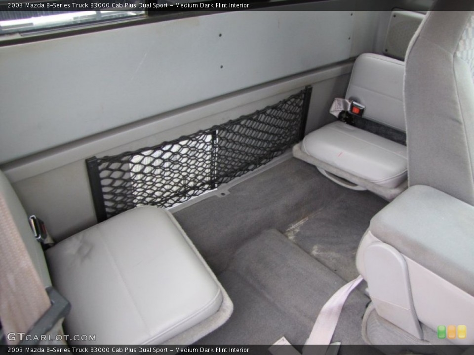 Medium Dark Flint Interior Photo for the 2003 Mazda B-Series Truck B3000 Cab Plus Dual Sport #54359662