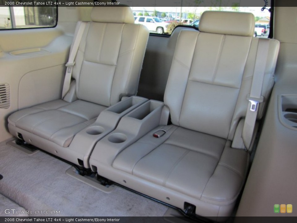 Light Cashmere/Ebony Interior Photo for the 2008 Chevrolet Tahoe LTZ 4x4 #54360832