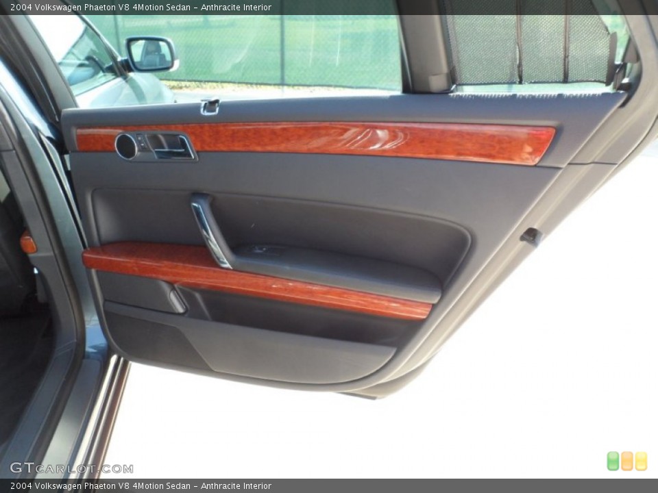 Anthracite Interior Door Panel for the 2004 Volkswagen Phaeton V8 4Motion Sedan #54371584