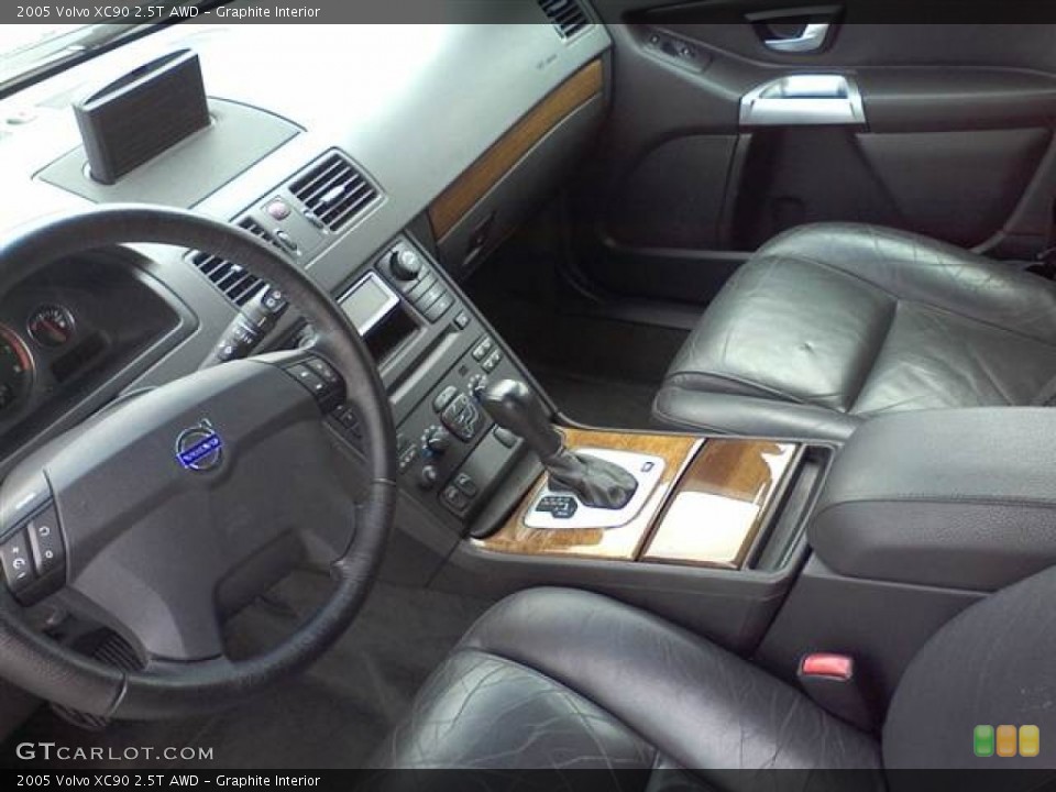 Graphite Interior Photo for the 2005 Volvo XC90 2.5T AWD #54372250