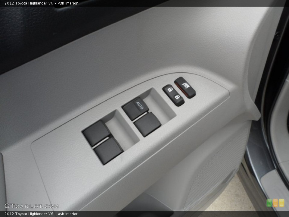 Ash Interior Controls for the 2012 Toyota Highlander V6 #54373357