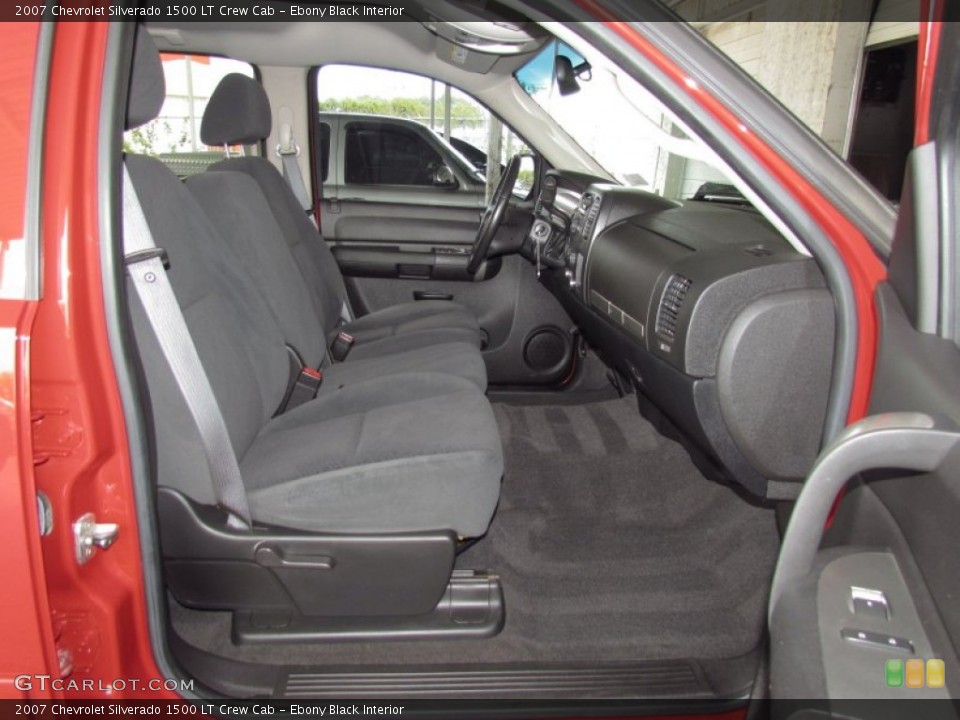 Ebony Black Interior Photo for the 2007 Chevrolet Silverado 1500 LT Crew Cab #54373717