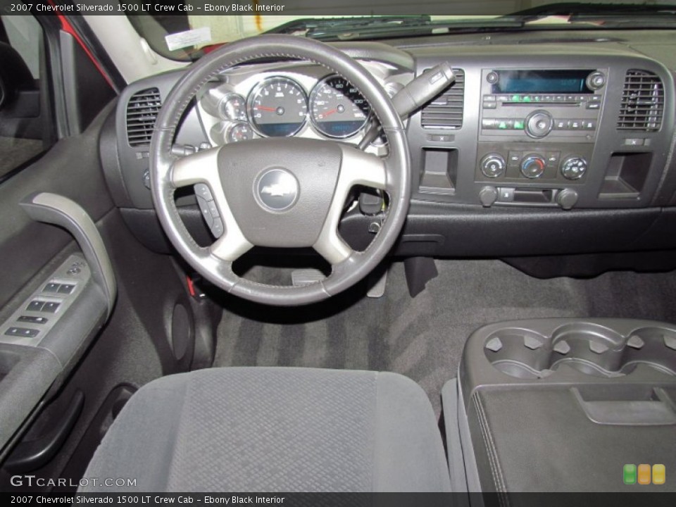 Ebony Black Interior Dashboard for the 2007 Chevrolet Silverado 1500 LT Crew Cab #54373747