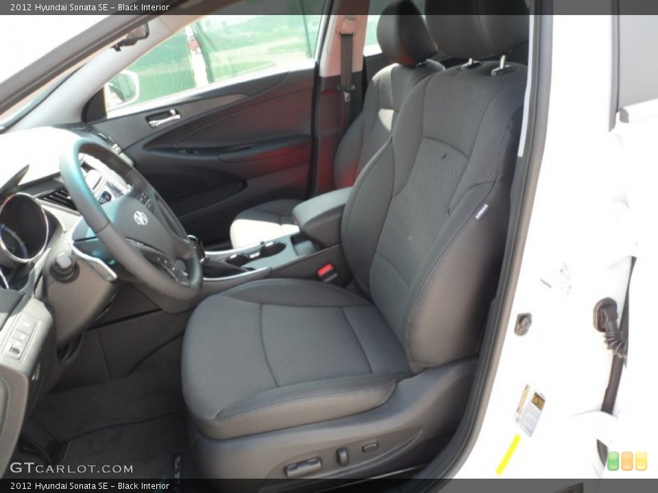 Black Interior Photo for the 2012 Hyundai Sonata SE #54373993