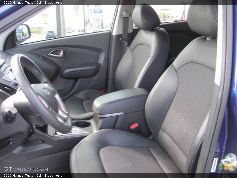 Black Interior Photo for the 2010 Hyundai Tucson GLS #54374869