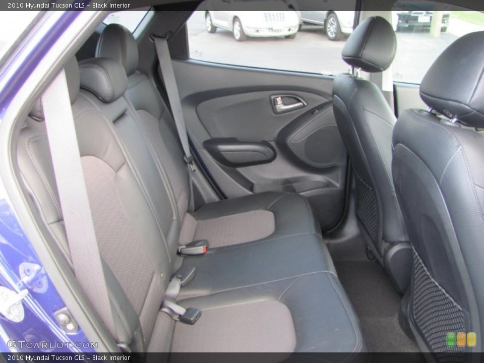 Black Interior Photo for the 2010 Hyundai Tucson GLS #54374905