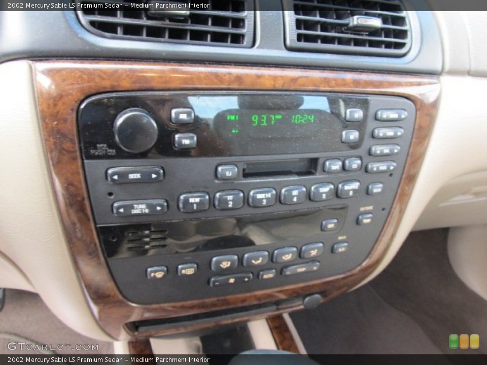 Medium Parchment Interior Controls for the 2002 Mercury Sable LS Premium Sedan #54379539