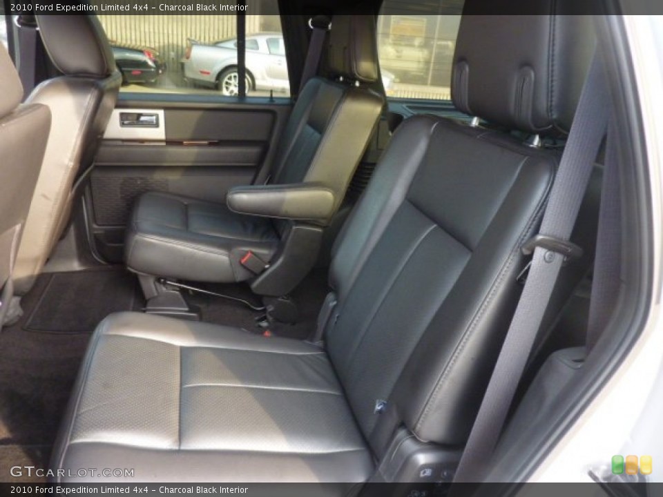 Charcoal Black Interior Photo for the 2010 Ford Expedition Limited 4x4 #54381421