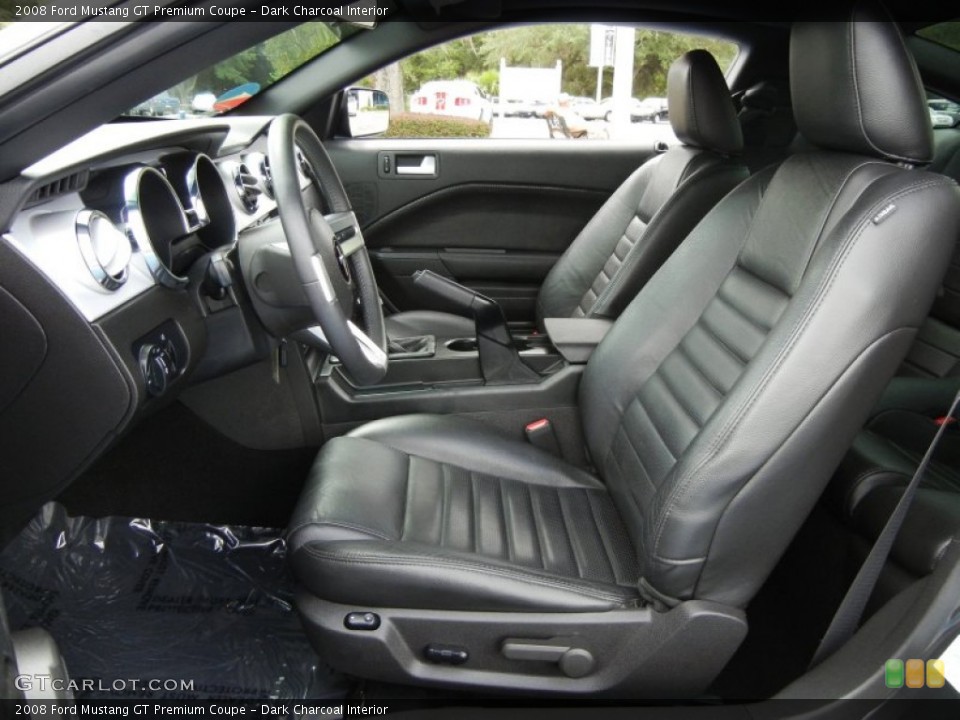 Dark Charcoal Interior Photo for the 2008 Ford Mustang GT Premium Coupe #54381997
