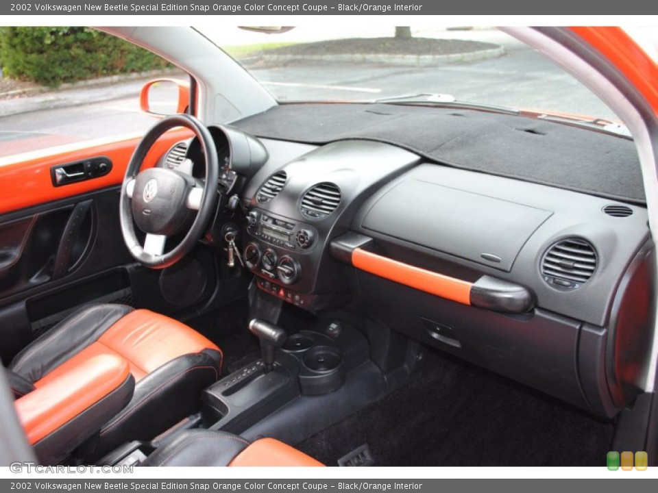 Black/Orange Interior Photo for the 2002 Volkswagen New Beetle Special Edition Snap Orange Color Concept Coupe #54392707