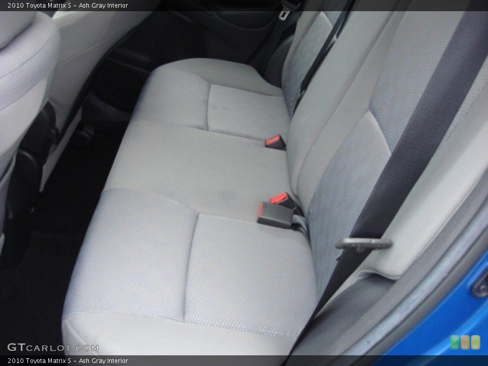 Ash Gray Interior Photo for the 2010 Toyota Matrix S #54395926