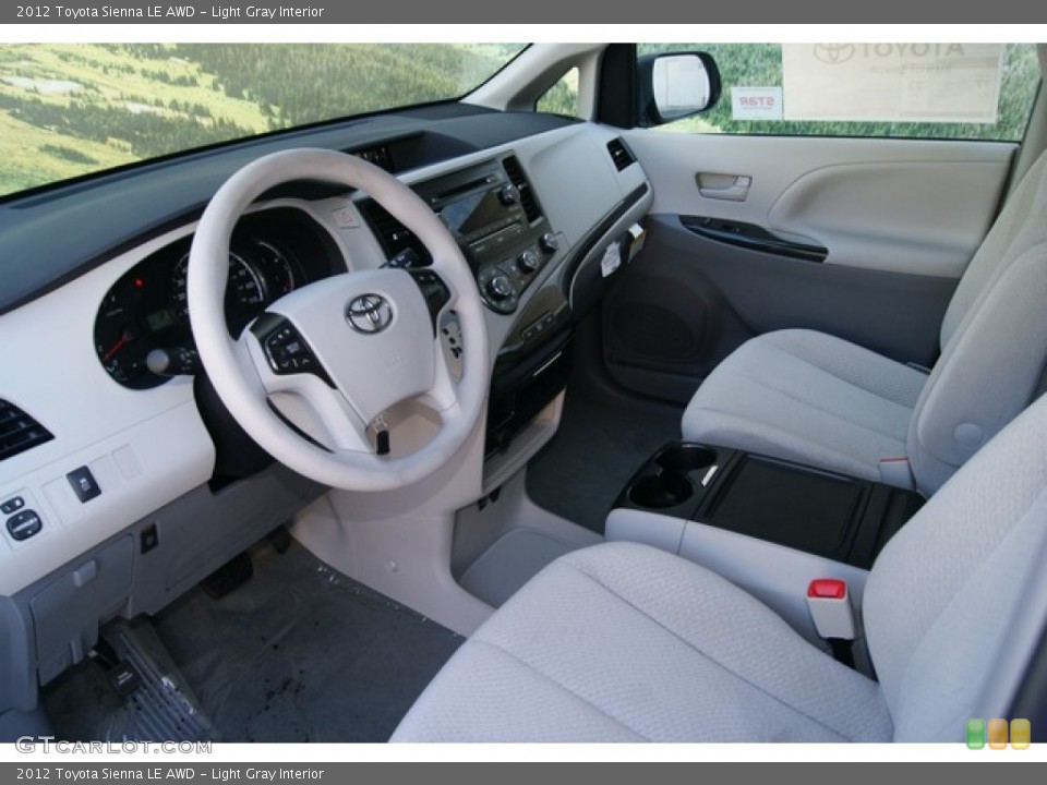 Light Gray Interior Photo for the 2012 Toyota Sienna LE AWD #54401992