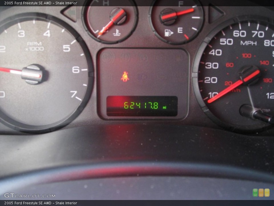 Shale Interior Gauges for the 2005 Ford Freestyle SE AWD #54405841
