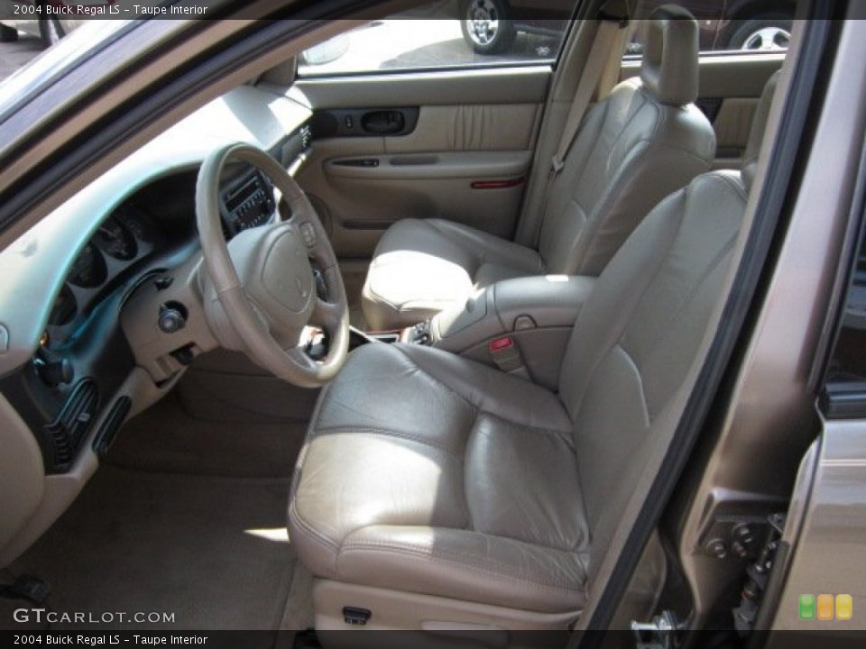 Taupe Interior Photo for the 2004 Buick Regal LS #54406351