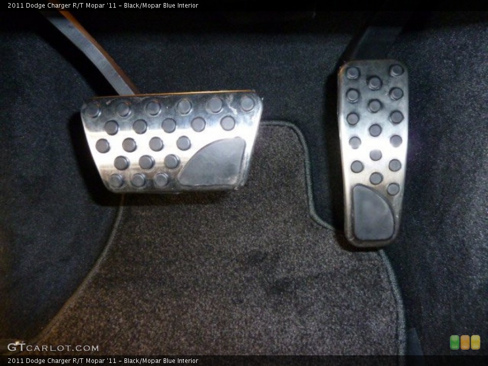 Black/Mopar Blue Interior Controls for the 2011 Dodge Charger R/T Mopar '11 #54408900