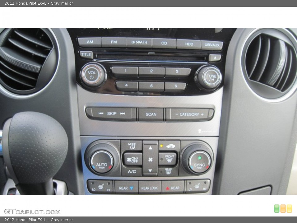 Gray Interior Controls for the 2012 Honda Pilot EX-L #54415582