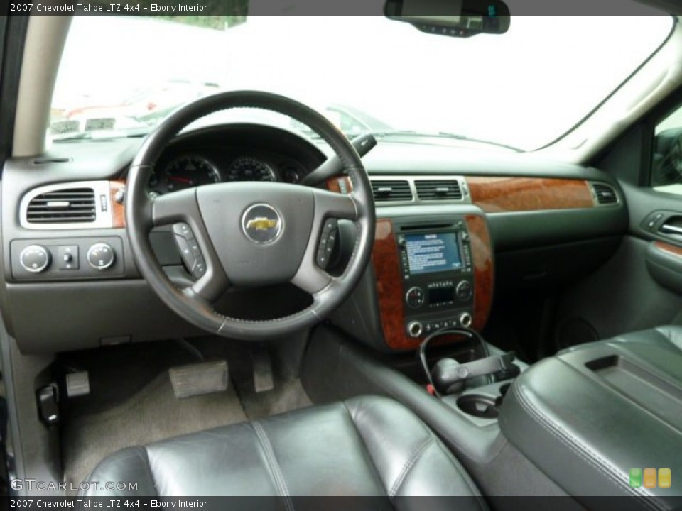 Ebony Interior Dashboard for the 2007 Chevrolet Tahoe LTZ 4x4 #54420495